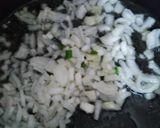 Foto del paso 3 de la receta: Surimi y atún para empanadas