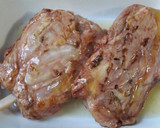 Foto del paso 1 de la receta: Codillo al horno con patatas especiadas