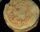A picture of step 4 of Vanilla pancakes.