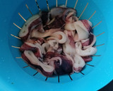 Foto del paso 4 de la receta: Calamar y gambas en salsa