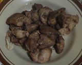 Foto langkah ke 1 dari resep 7. Hati Ayam Masak Pedas.