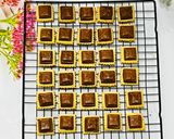 Foto langkah ke 6 dari resep 388. Cadbury Cheese Cookies.
