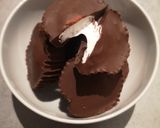 Une image de l'étape 6 de Chocolat marshmallow cups.