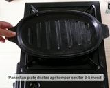 Foto langkah ke 8 dari resep Crispy Chicken Steak.