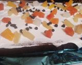 A picture of step 3 of Cake with chocolate chips.