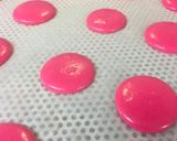 Une image de l'étape 5 de Macarons à la Fraise Tagada.