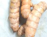લીલી હળદર નું અથાણું (Lili Haldar Athanu Recipe In Gujarati) રેસીપી સ્ટેપ1ફોટો