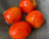 รูปขั้นตอนการทำที่ 1 ของ มะเขือเทศผัดไข่🍅