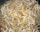 Foto langkah ke 4 dari resep Cah Tauge Tahu Cina Putih Daun Kucai.