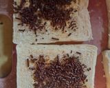 Foto langkah ke 2 dari resep Roti bakar isi coklat.