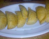A picture of step 5 of Meat pie.