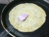 ચીઝ મસાલા પાપડ (Cheese Masala Papad Recipe In Gujarati)