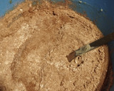 Foto del paso 3 de la receta: Cuadraditos de coco cubiertos de mermelada y coco y cuadraditos de chocolate con confites