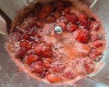 Une image de l'étape 2 de Coulis de fraises.
