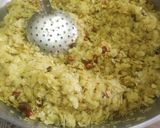 A picture of step 3 of Poha chivda.