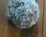 Foto del paso 6 de la receta: Trufas de galletas Marías y dulce de leche