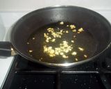 Foto del paso 8 de la receta Bacalao con salsa de pimientos amarillos y cúrcuma
