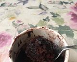 عکس مرحله 4 از دستور ماگ کیک شكلاتی سررريع😍