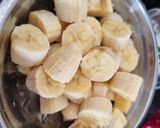 A picture of step 1 of Kela nu shak (ripe banana curry).