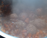 Foto del paso 4 de la receta: Albóndigas con patatas y judías verdes