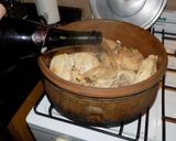 Foto del paso 5 de la receta: Pollo al champaña (en cazuela de barro)