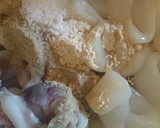 Foto langkah ke 2 dari resep Cumi Tepung Goreng Krispy.