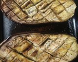 Foto del paso 3 de la receta: Berenjena rellena de tomate