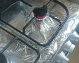 A picture of step 3 of Chicken charcoal samosas.