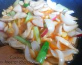 รูปขั้นตอนการทำที่ 3 ของ ผัดเปรี้ยวหวาน