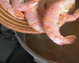 Foto del paso 15 de la receta: Bullabesa de salmón y gambones, con verduras del hortet