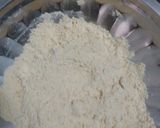 A picture of step 2 of Ribbon Pakodas.