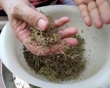 Φωτογραφία βήματος 2 της συνταγής Τρίβω Ρίγανη