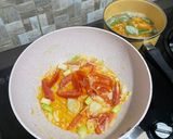 Foto langkah ke 3 dari resep Telur Tomat Segar.