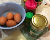 Foto langkah ke 1 dari resep Telor ceplok masak kecap.