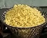 A picture of step 1 of Methi ki poori.