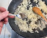 Foto del paso 4 de la receta: Papas con callampas de pino