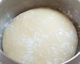 Foto del paso 3 de la receta: Media lunas de manteca hojaldradas!!!
