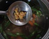 Foto langkah ke 2 dari resep Sup Ayam Sayur.