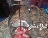 A picture of step 1 of Mogu Mogu Rooh Afza Drink.