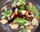 豆乾炒青蒜的食譜步驟3照片