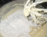 A picture of step 2 of Custard cin cin.