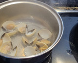 Foto del paso 5 de la receta: Suquet de rape con langostinos sepia y almejas