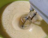 Foto langkah ke 4 dari resep Bolu pandan.