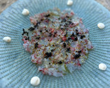 Foto del paso 5 de la receta: Carpaccio de gamba roja con caviar y mahonesa picante