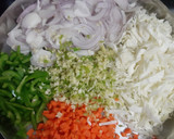 હક્કા નૂડલ્સ(Hakka Noodles Recipe In Gujarati) રેસીપી સ્ટેપ1ફોટો