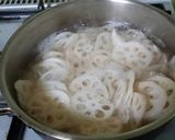 Hình bước làm 3 của món Củ sen hầm kiểu Hàn Quốc