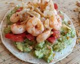 Foto del paso 9 de la receta Taco de Gambas al Ajillo con Aguacate