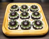 Foto langkah ke 11 dari resep Lapis Beras Pandan Coklat.