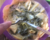 Foto del paso 4 de la receta: Tortilla de patatas y grelos