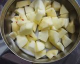 A picture of step 2 of Almond Apple Shake.
